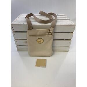 MICHAEL KORS, SMALL CREAM / TAN LEATHER CROSSBODY BAG (ASIS)